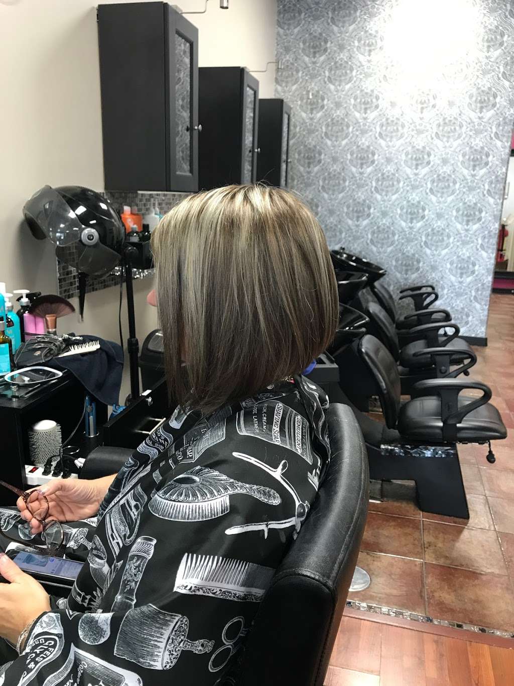 Hair21 Salon | 2402 Marina Bay Dr Suite H, League City, TX 77573, USA | Phone: (281) 724-0617