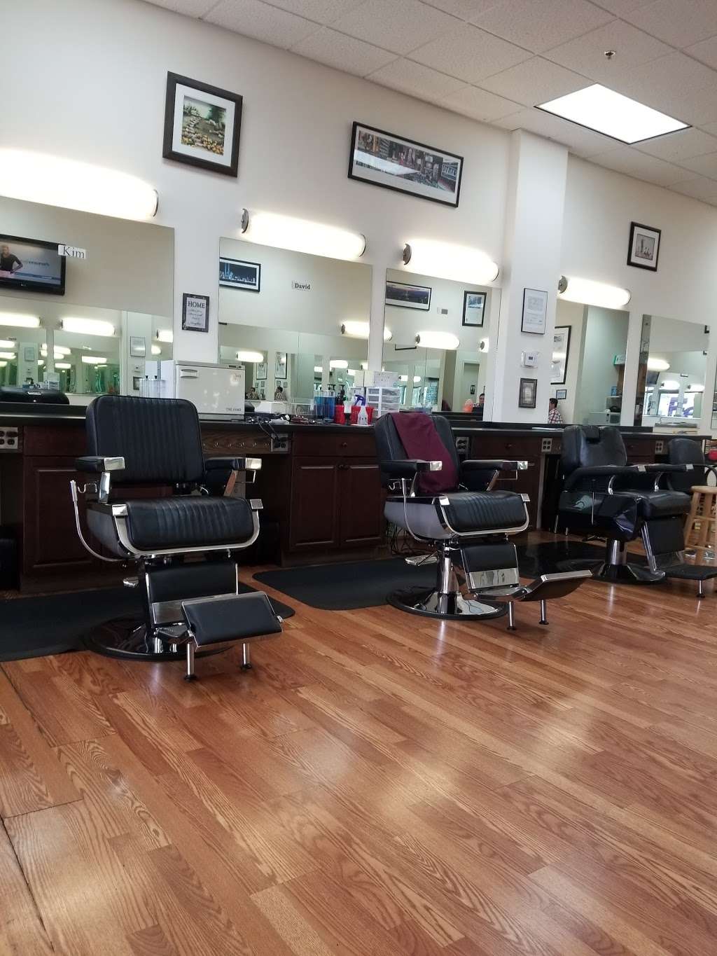 Manassas Signal Hill Barber Shop | 9664 Liberia Ave, Manassas, VA 20110 | Phone: (703) 257-1772