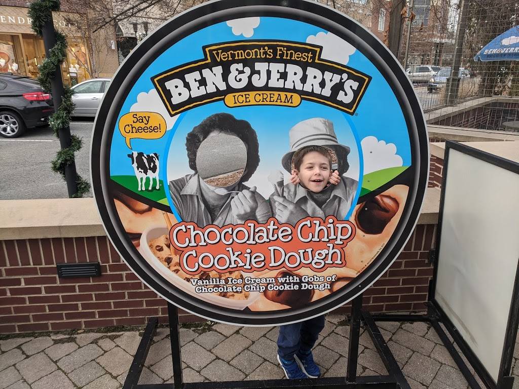 Ben & Jerry’s | 3332 W Friendly Ave, Greensboro, NC 27410, USA | Phone: (336) 856-2178