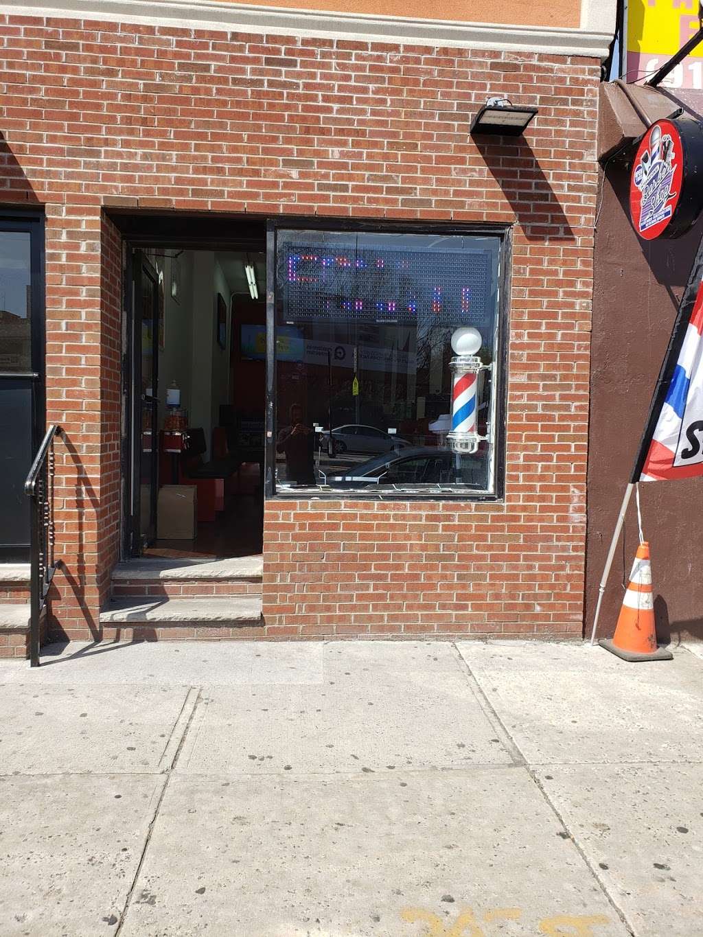 International barber shop | 992 4th Ave, Brooklyn, NY 11232, USA | Phone: (347) 272-8986