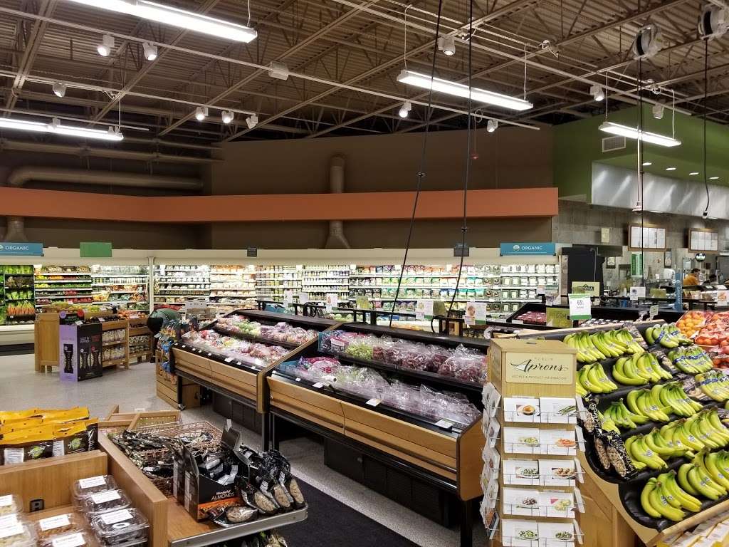 Publix Super Market at Grand Traverse Plaza | 2925 Traverse Trail, The Villages, FL 32163, USA | Phone: (352) 750-1056