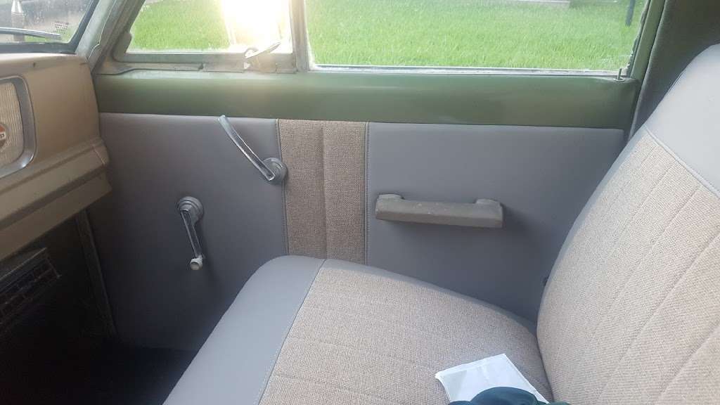 BB Custom Upholstery | 10041 Fm 2920 Rd, Tomball, TX 77375, USA | Phone: (281) 351-4333