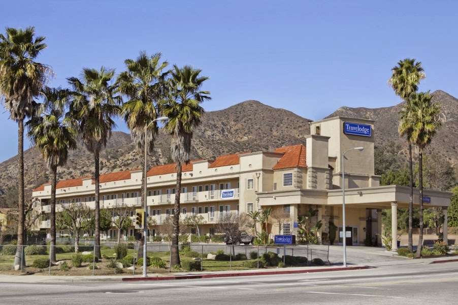 Travelodge Sylmar CA | 14955 Roxford St, Sylmar, CA 91342 | Phone: (818) 639-3726