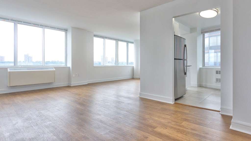 160 Riverside Boulevard Apartments | 160 Riverside Blvd, New York, NY 10069, USA | Phone: (212) 776-8325