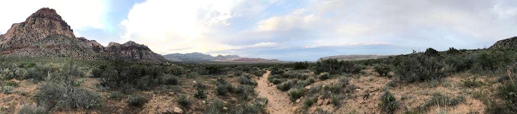 Oak Creek Trailhead | Oak Creek, Las Vegas, NV 89161, USA