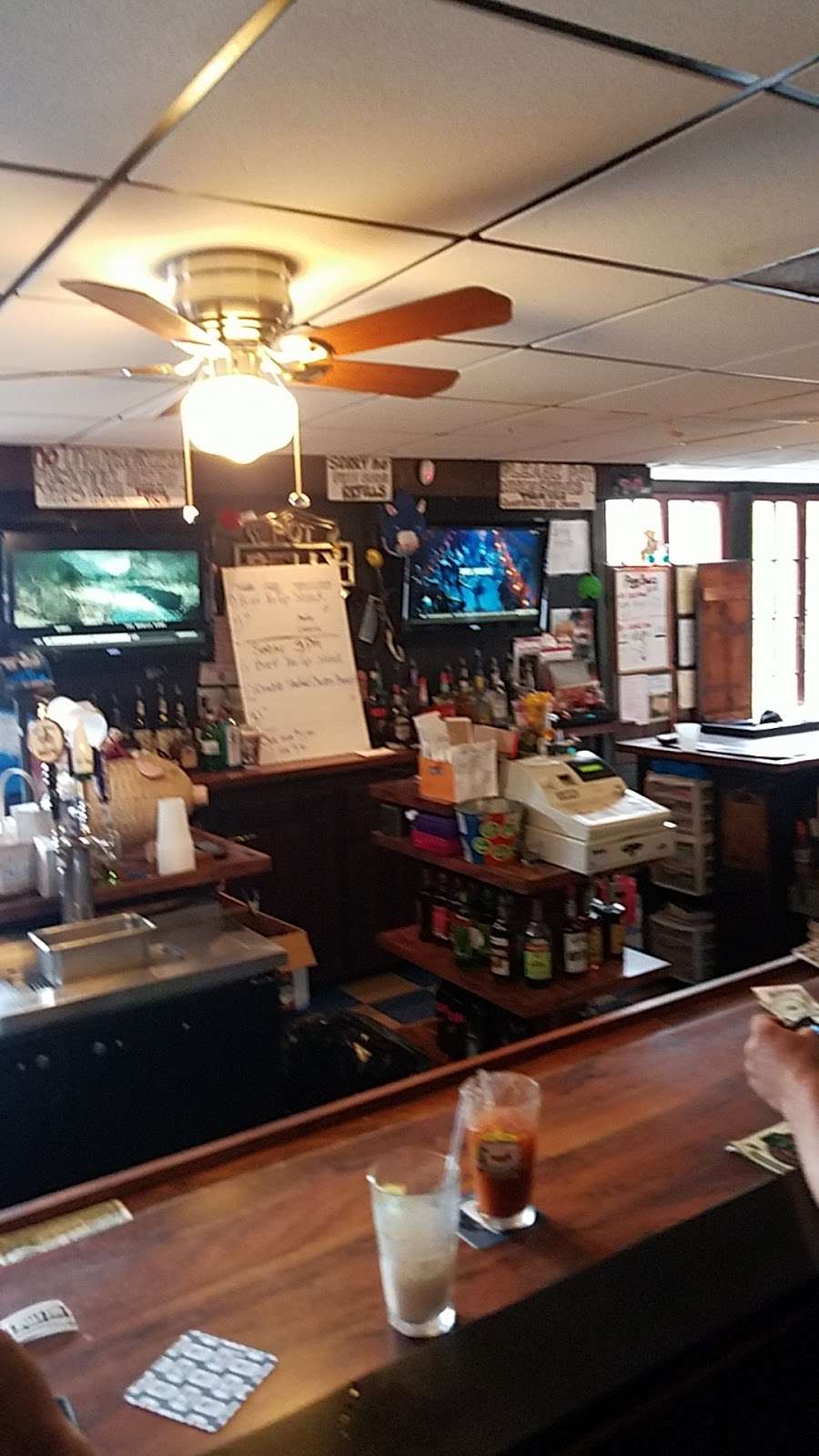 Pot Belly Pub | 187 Main St, Millville, MA 01529, USA | Phone: (508) 883-3916