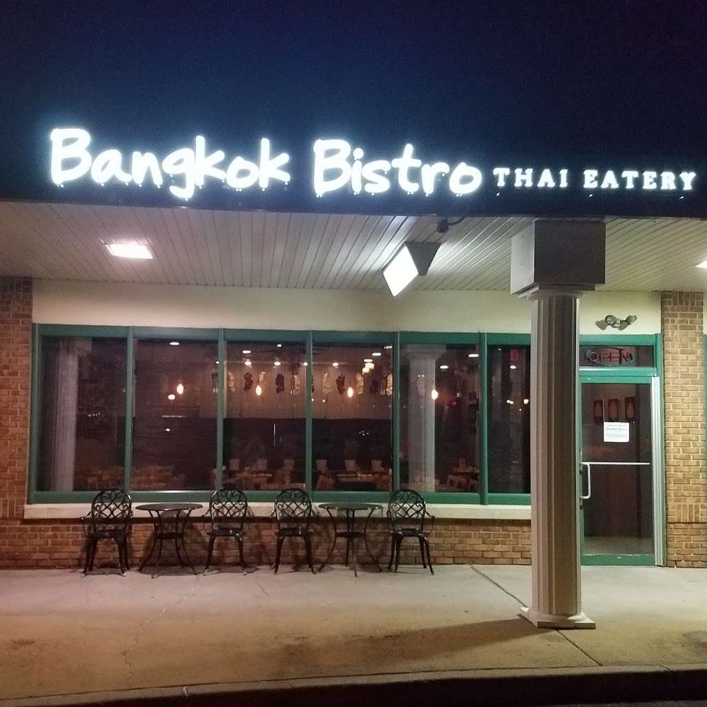 Bangkok Bistro Thai Eatery | 100 U.S. 9, Manalapan Township, NJ 07726, USA | Phone: (732) 414-6622