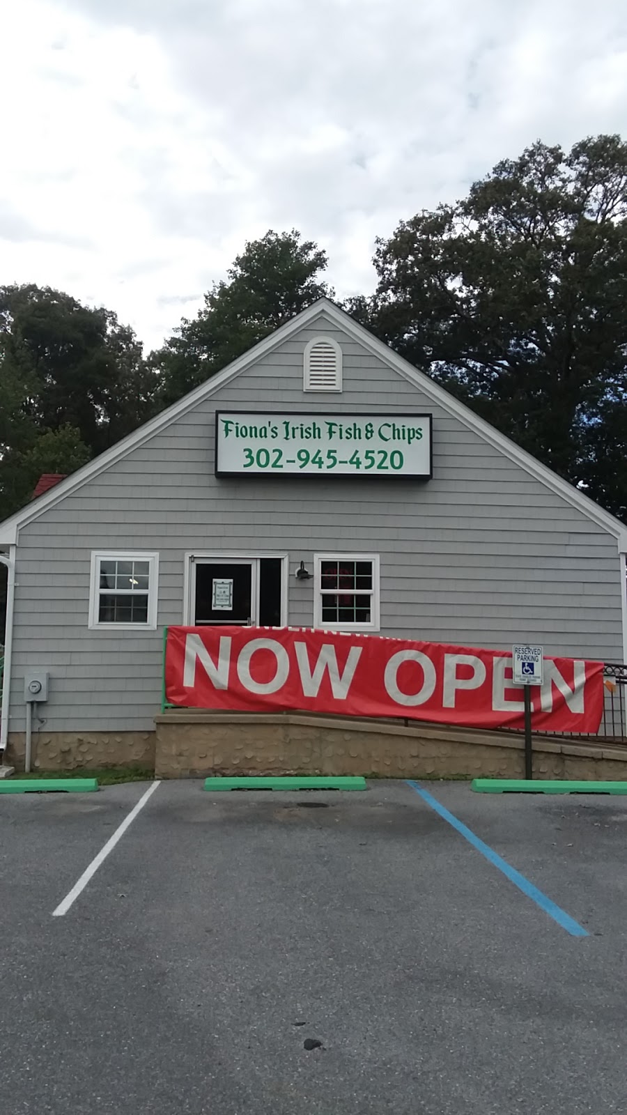 Fiona’s Irish Fish & Chips | 32497 Long Neck Rd, Millsboro, DE 19966, USA | Phone: (302) 945-4520