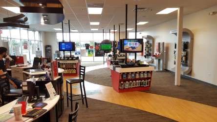 Verizon Authorized Retailer, TCC | 27243 Saxony Dr Suite D, Channahon, IL 60410 | Phone: (815) 467-3832