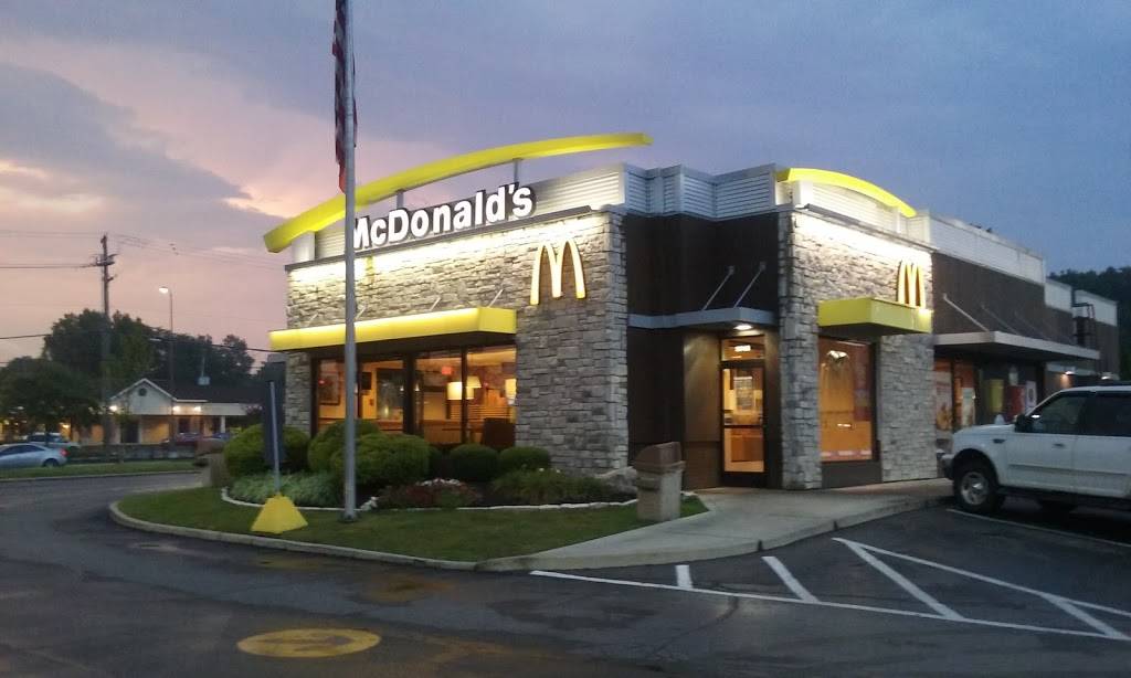 McDonalds | 3746 Riverside Dr, Columbus, OH 43221, USA | Phone: (614) 326-3663