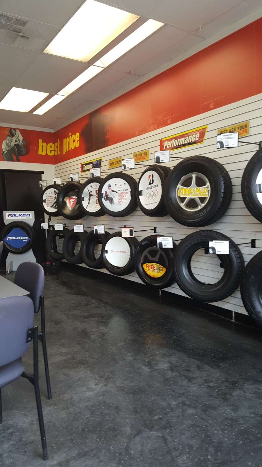 Tires Plus | 1500 Ridge Pike, Conshohocken, PA 19428, USA | Phone: (484) 685-5577