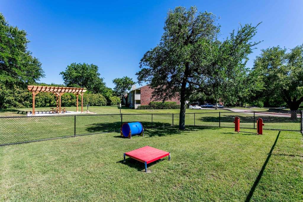 Saddletree Apartments | 5710 Duck Creek Dr, Garland, TX 75043, USA | Phone: (972) 240-1773