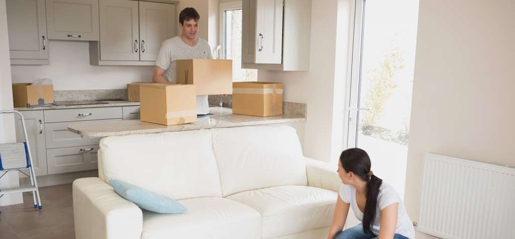 The Apartment Movers | 7135 Clarewood Dr, Houston, TX 77036 | Phone: (713) 975-0000