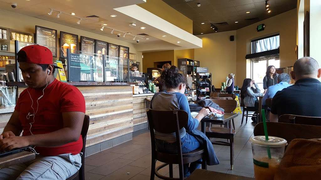 Starbucks | 10925 Atlantic Ave, Lynwood, CA 90262, USA | Phone: (310) 764-4969