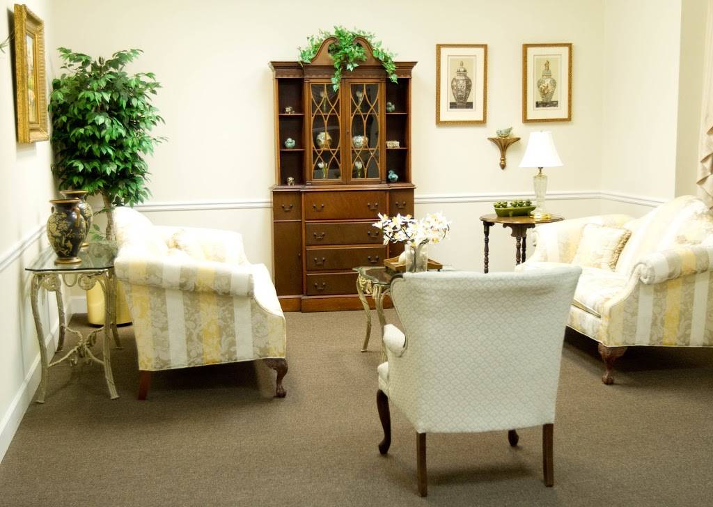 Summerset Assisted Living | 3711 Benjamin E Mays Dr SW, Atlanta, GA 30331 | Phone: (470) 231-2357