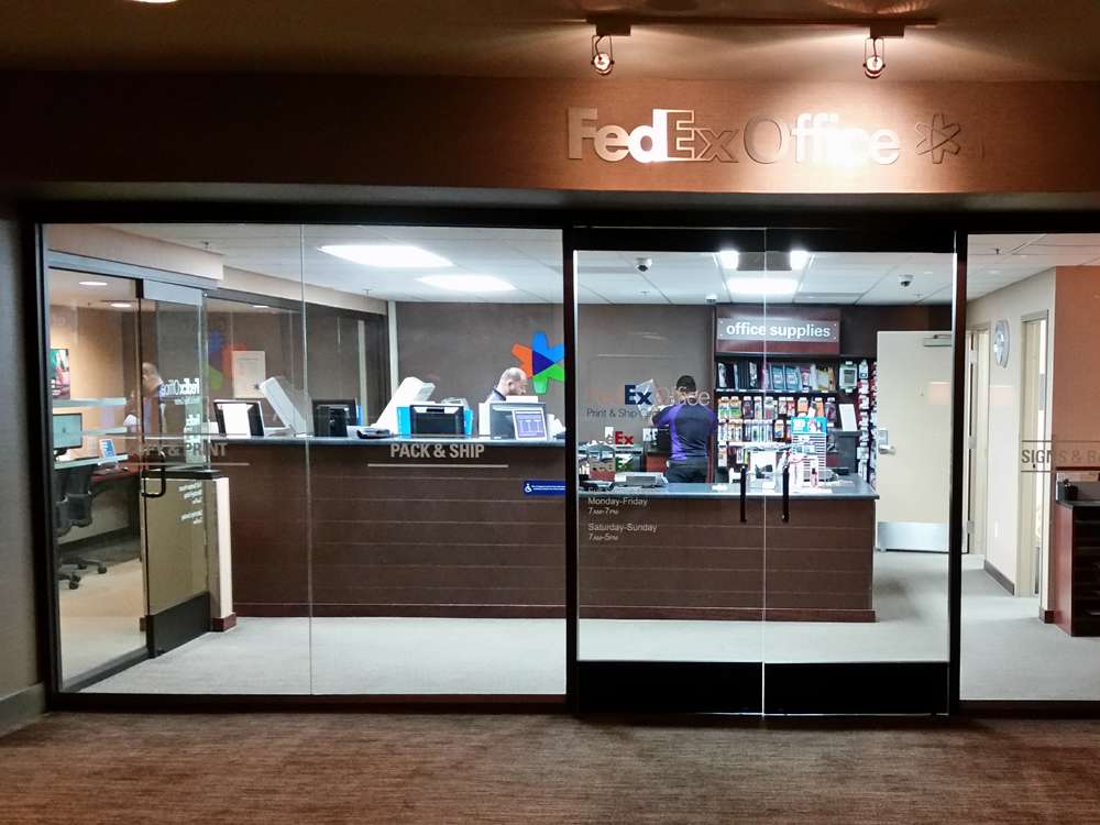 FedEx Office Print & Ship Center | 777 Convention Way, Anaheim, CA 92802, USA | Phone: (714) 621-0028