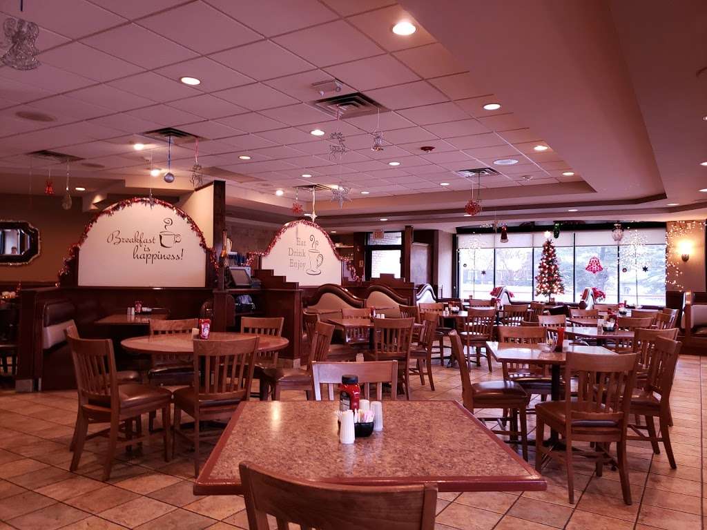 Emilys Pancake House | 1910 E Grand Ave, Lindenhurst, IL 60046, USA | Phone: (224) 372-7158