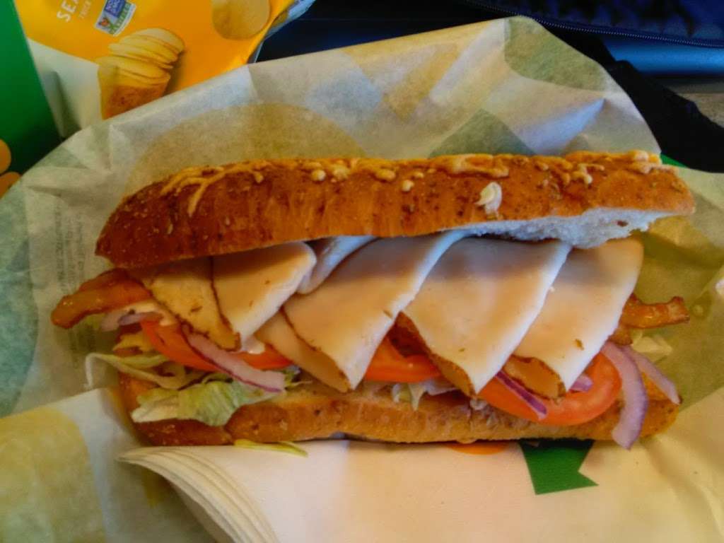 Subway | 415 Abbottstown St, East Berlin, PA 17316, USA | Phone: (717) 259-8200