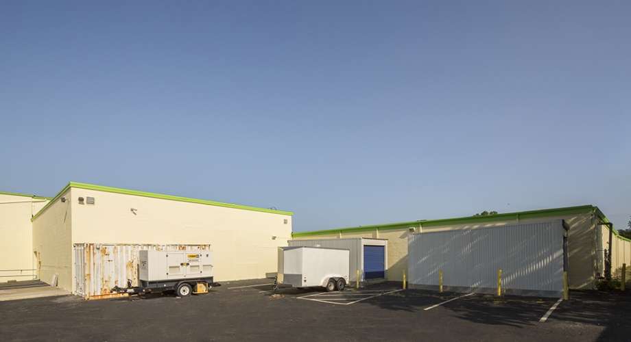 Storage Post Self Storage | 380 Oakwood Rd, Huntington Station, NY 11746, USA | Phone: (631) 492-2682