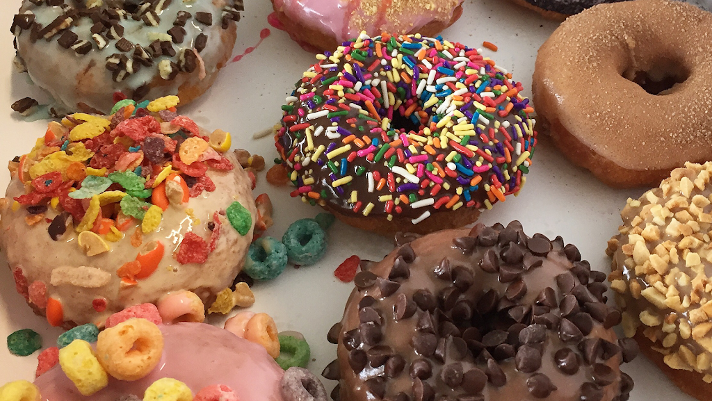 The Hungry Donut | 11021 Nicholas Ln #3, Ocean Pines, MD 21811, USA | Phone: (410) 208-1100