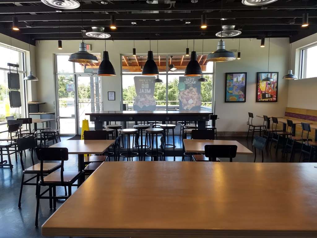 Taco Bell | 7763 FL-50, Groveland, FL 34736, USA | Phone: (352) 557-8584