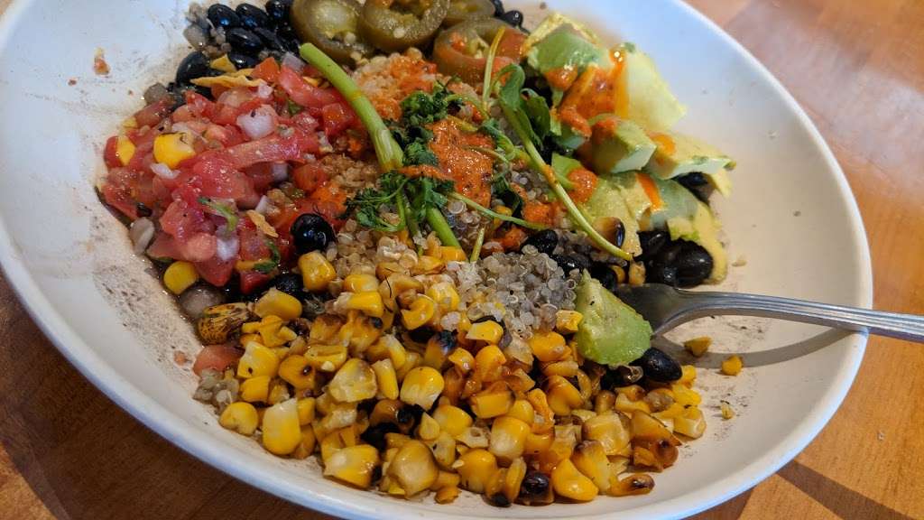 Veggie Grill | 720 S Allied Way, El Segundo, CA 90245, USA | Phone: (310) 535-0025