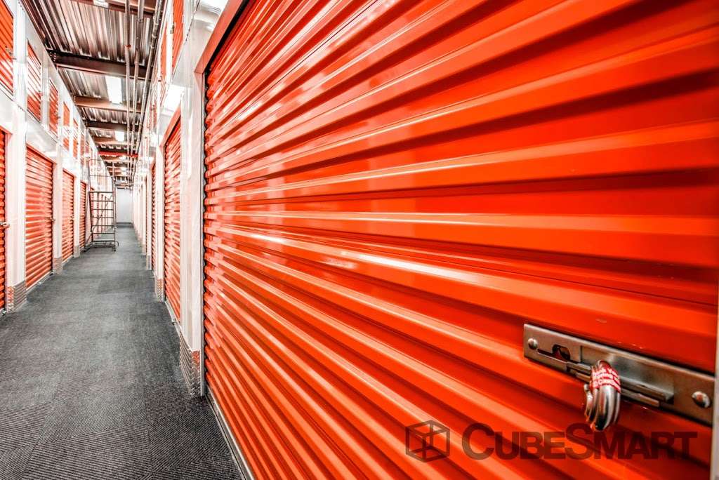 CubeSmart Self Storage | 124-16 31st Ave, Flushing, NY 11354, USA | Phone: (718) 359-2924