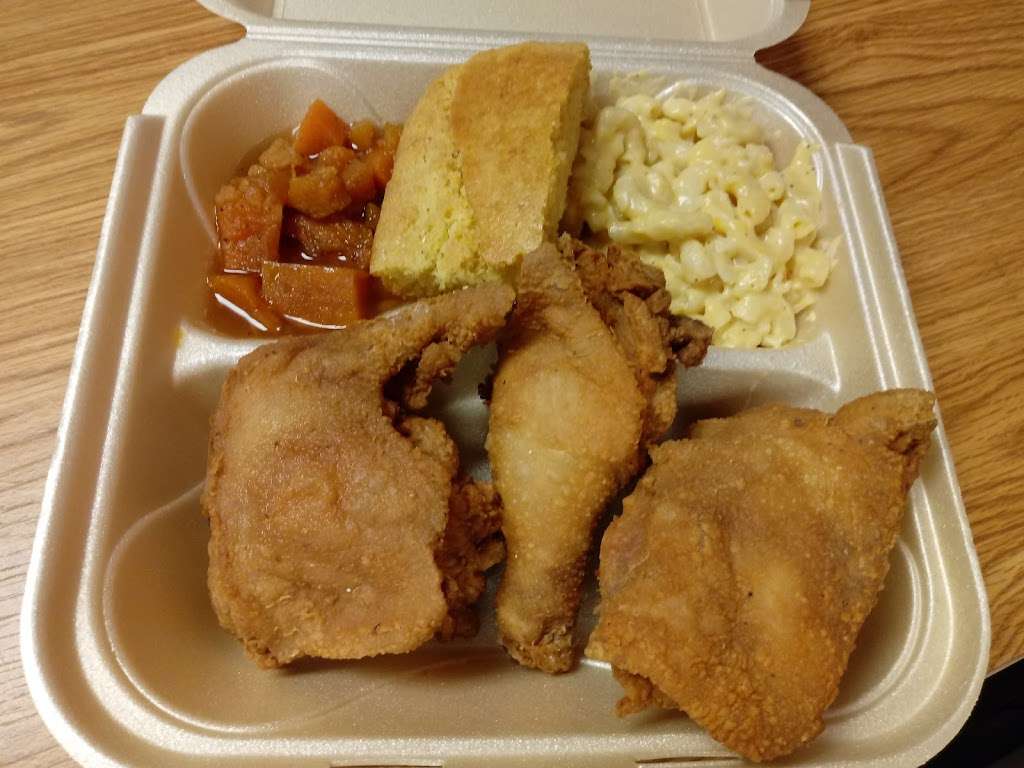 Versatile Soul Food Cafe | 906 N 5th Ave, Maywood, IL 60153 | Phone: (708) 223-8067