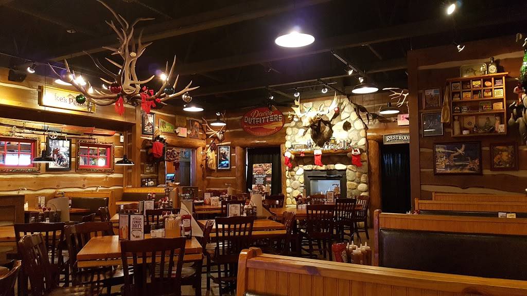 Famous Daves Bar-B-Que | 8330 Razorback Rd, Colorado Springs, CO 80920, USA | Phone: (719) 265-6227