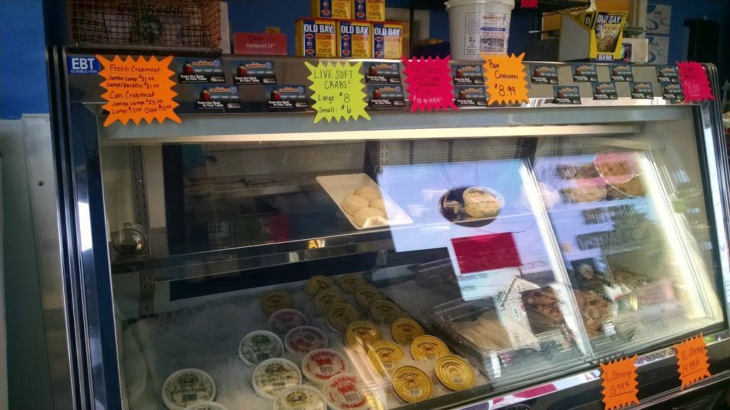VINCES CRAB HOUSE | 7812 Wise Ave, Dundalk, MD 21222, USA | Phone: (410) 284-2722