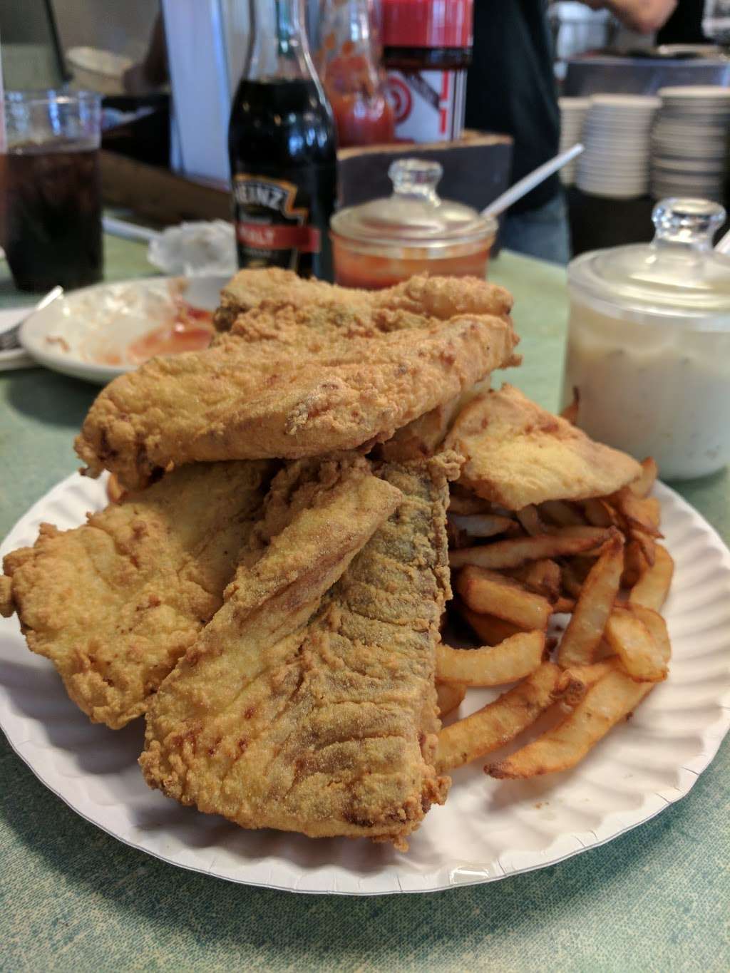 Bigelows New England Fried Clams | 79 N Long Beach Rd, Rockville Centre, NY 11570, USA | Phone: (516) 678-3878