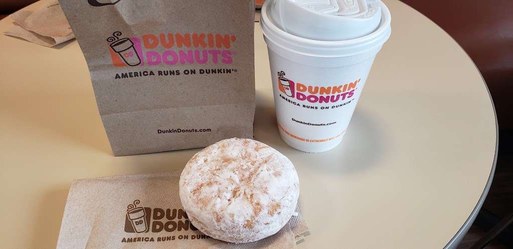 Dunkin Donuts | 2130 Bloomingdale Rd, Glendale Heights, IL 60139, USA | Phone: (847) 648-4941