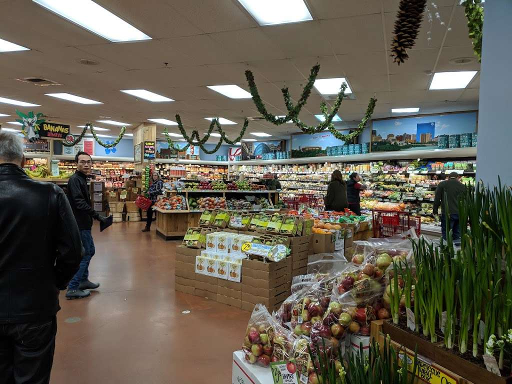 Trader Joes | 2902 W 86th St, Indianapolis, IN 46268 | Phone: (317) 337-1880