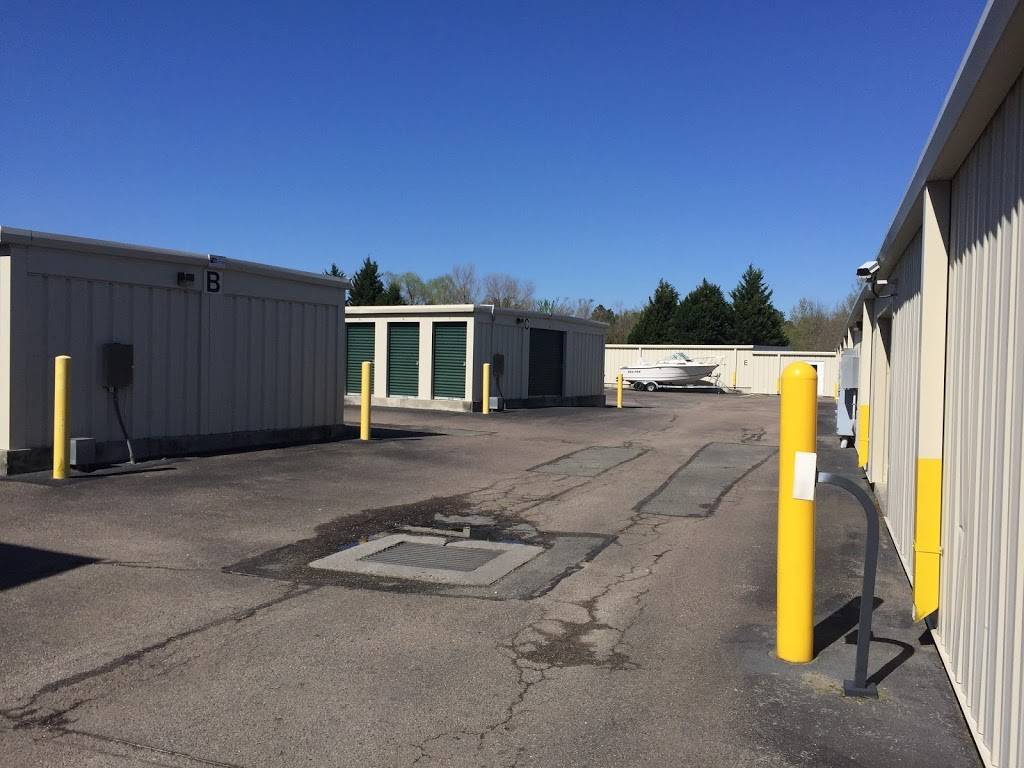 AAAA Self Storage & Moving | 8530 Richfood Rd, Mechanicsville, VA 23116 | Phone: (804) 417-4936