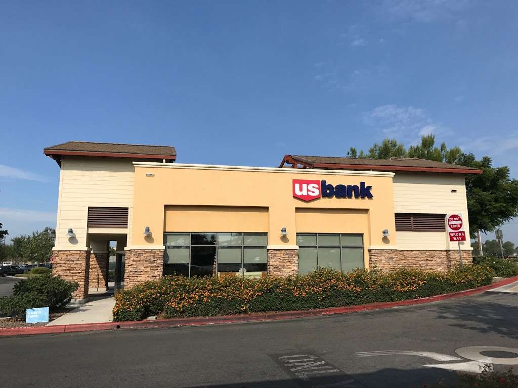 U.S. Bank Branch | 12612 Limonite Ave, Eastvale, CA 92880, USA | Phone: (951) 582-0142