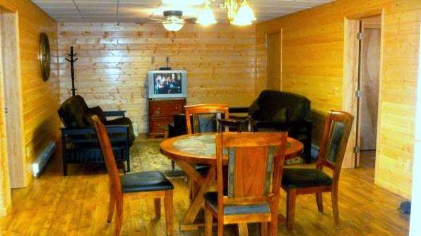 North Carolina Cabin Rental | 7501 Wallace Ln, Charlotte, NC 28212, USA | Phone: (704) 241-0590