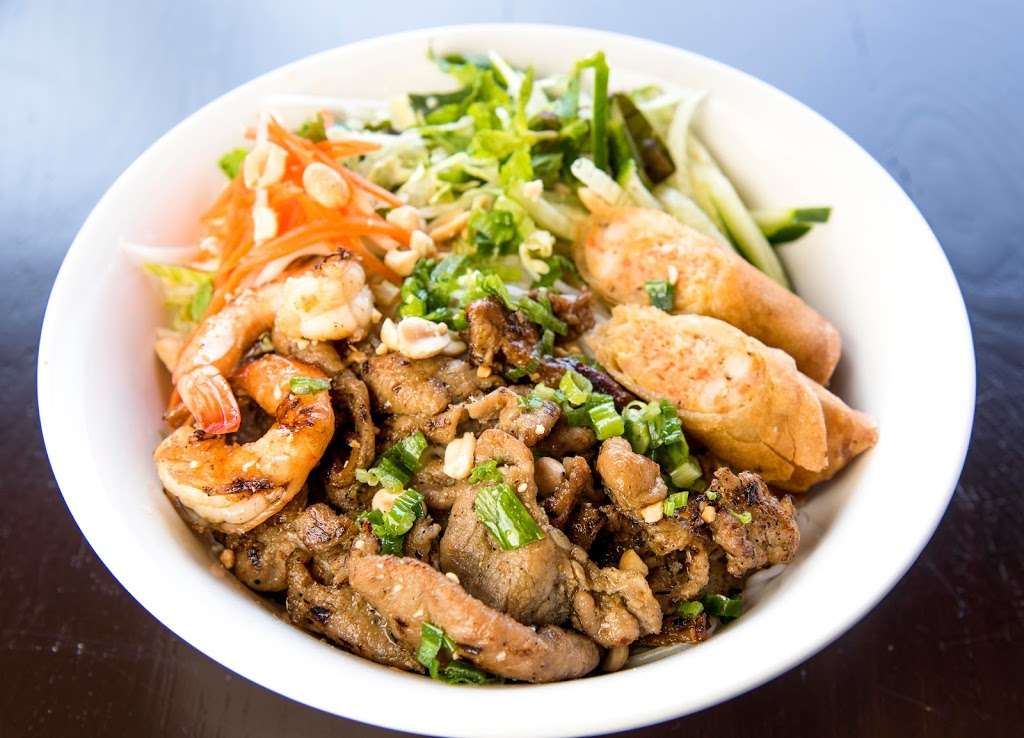 Ha Long Bay Pho & Grill | 13152 Newport Ave Ste A, Tustin, CA 92780, USA | Phone: (714) 852-3897