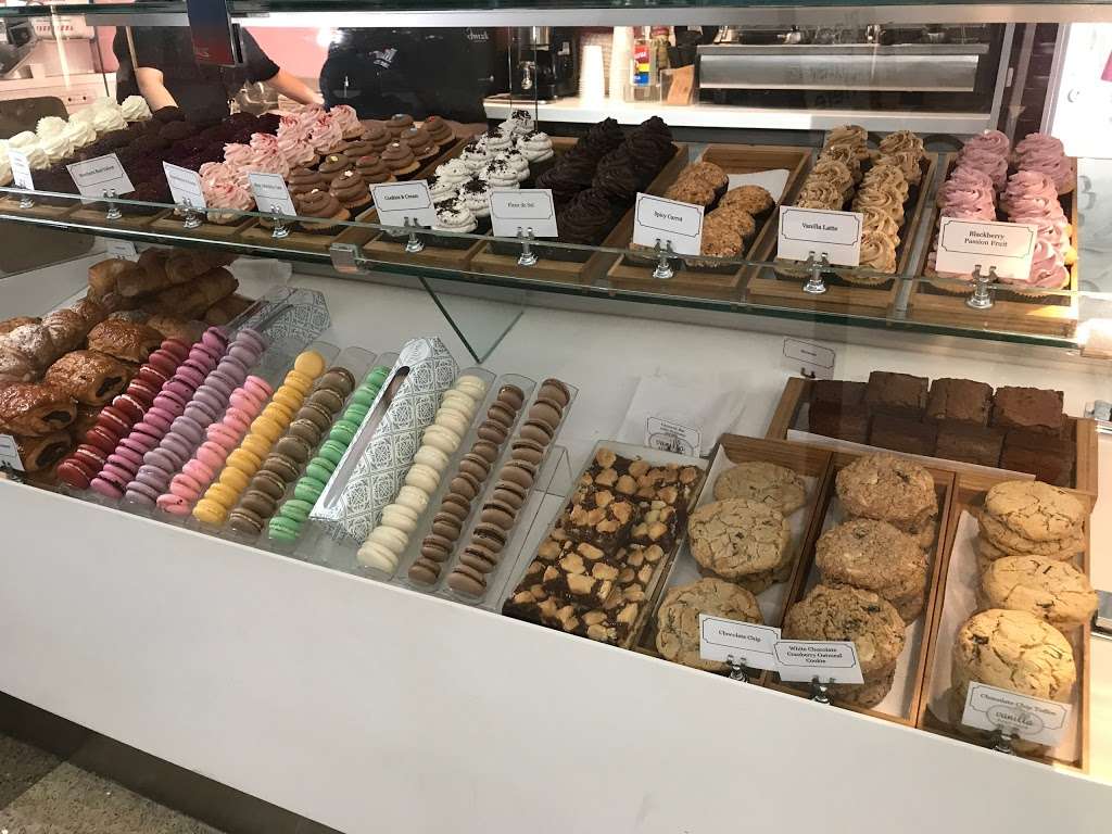 Vanilla Bake Shop | 380 World Way, Los Angeles, CA 90045, USA
