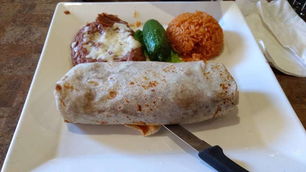 Chapala Mexican Restaurant | 245 S 10th St, Santa Paula, CA 93060, USA | Phone: (805) 525-2813