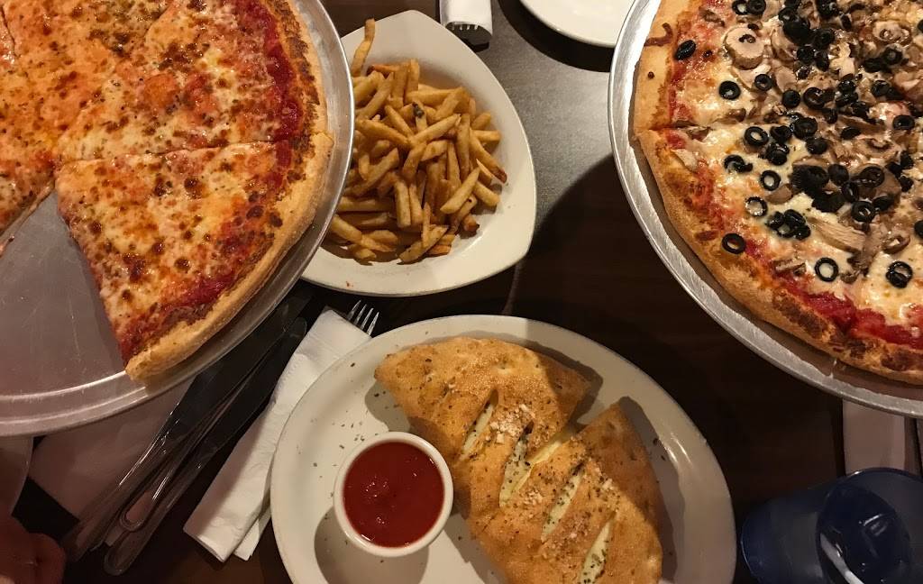 Leons Italian Bistro & Pizza | 8890 Porter Rd, Niagara Falls, NY 14304, USA | Phone: (716) 297-3366