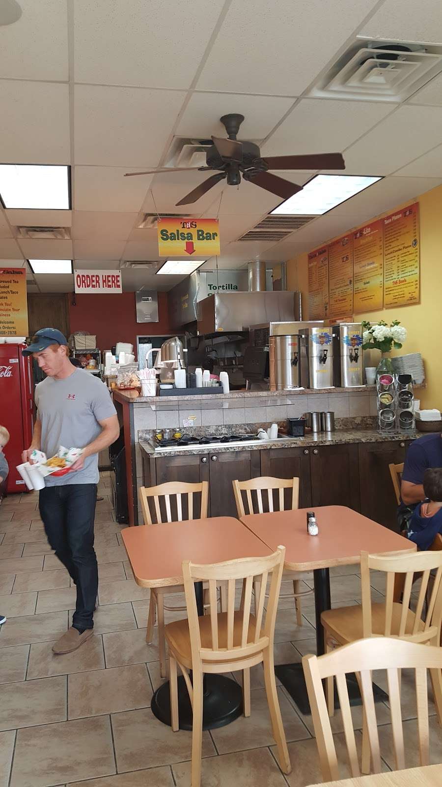Tacos n’ Salsa Mexican Cafe | 5123 N Loop 1604 W, San Antonio, TX 78249, USA | Phone: (210) 408-7878