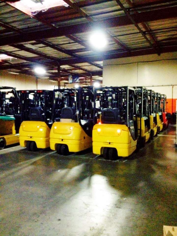 Komatsu Forklift | 20434 S Susana Rd, Long Beach, CA 90810, USA | Phone: (310) 631-5438