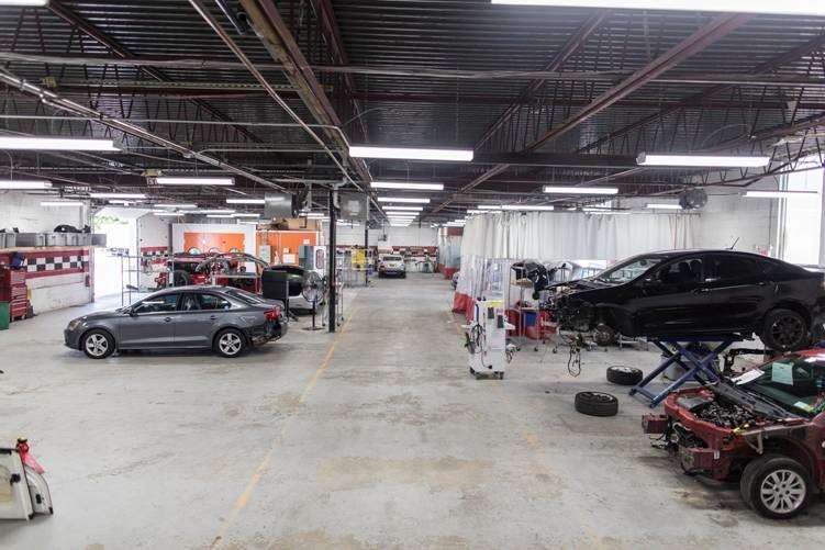 Caliber Collision | 336 Governor Ave, Wyandanch, NY 11798, USA | Phone: (631) 920-6969