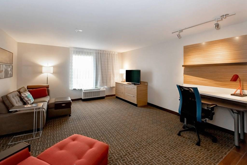 TownePlace Suites by Marriott Louisville Airport | 6601 Paramount Park Dr, Louisville, KY 40213, USA | Phone: (502) 749-6634