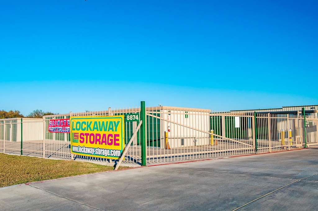 Lockaway Storage - FM 1976 | 8874 FM1976, Converse, TX 78109, USA | Phone: (210) 880-9240