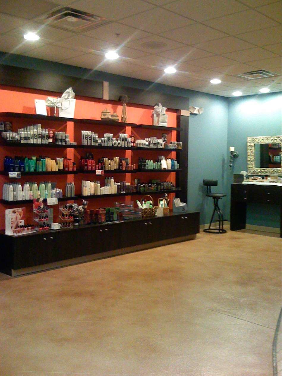 Catarinas Hair Designs | 410 Pennbrook Pkwy, Lansdale, PA 19446 | Phone: (215) 361-8680