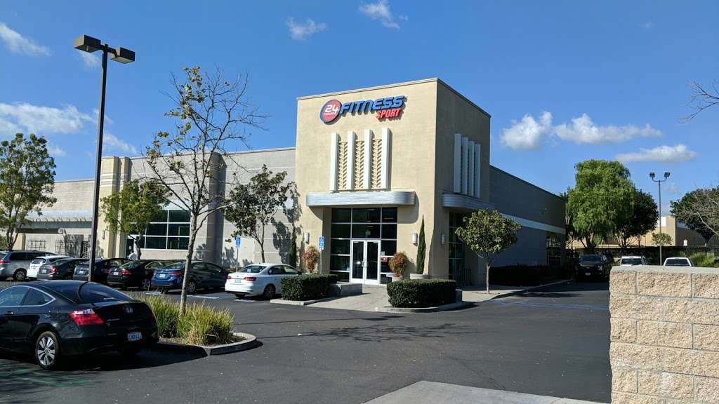 24 Hour Fitness | 200 Corporate Dr, Ladera Ranch, CA 92694 | Phone: (949) 365-5000