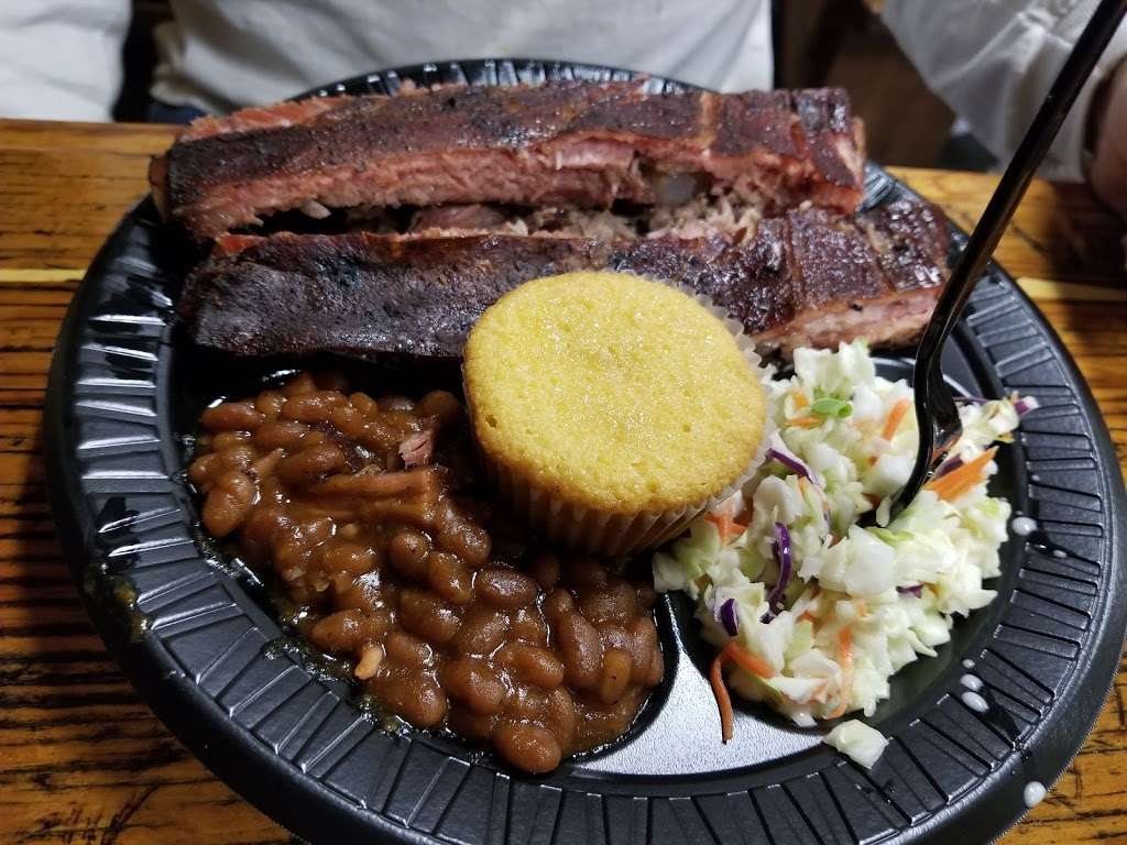 Blackburns BBQ | 169 5th St, Eagle Lake, FL 33839, USA | Phone: (863) 287-9975