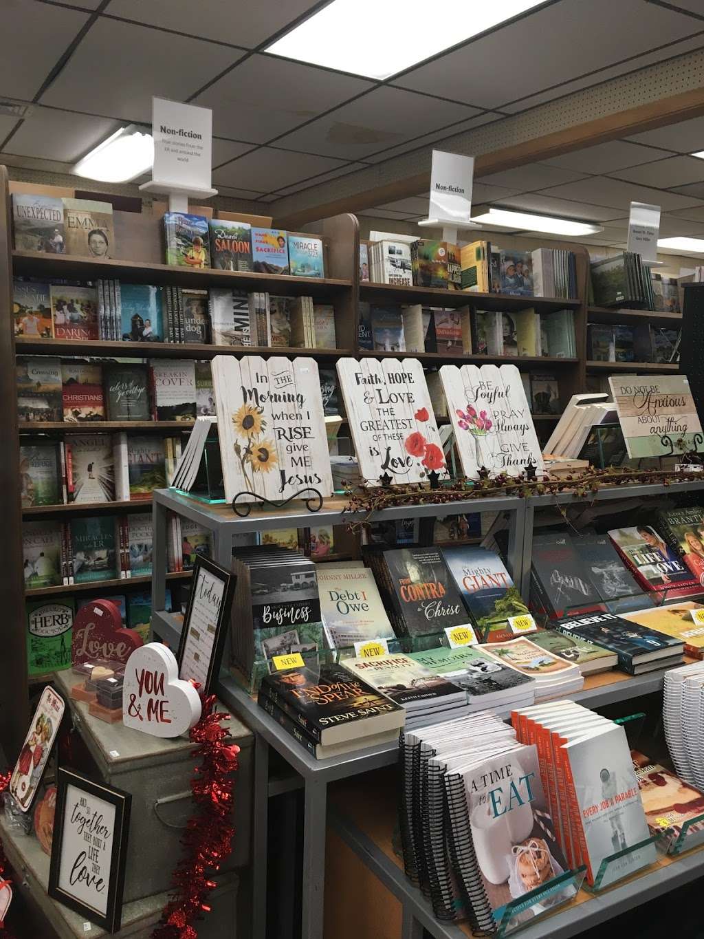 Ridgeview Book Store | 3733 Ridge Rd, Gordonville, PA 17529, USA | Phone: (717) 768-7484