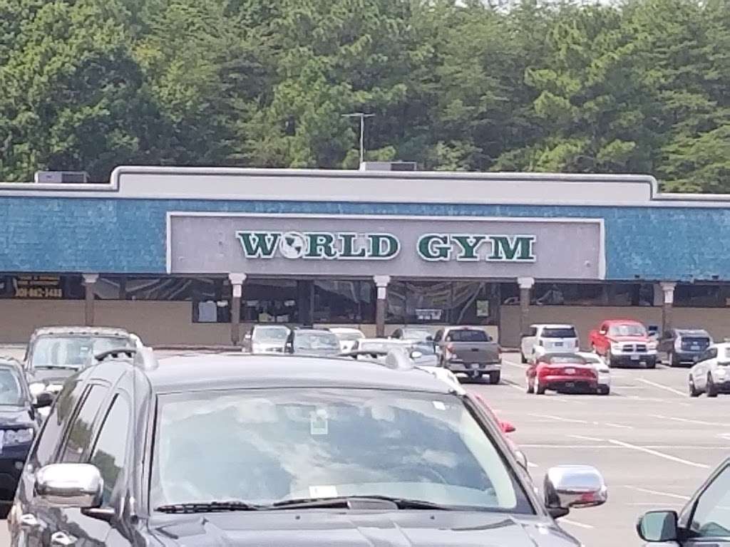 World Gym | 21600 Great Mills Road, Lexington Park, MD 20653, USA | Phone: (301) 862-3488